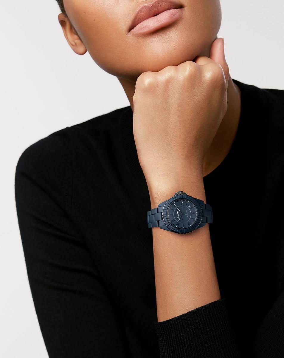 CHANEL J12 WATCH - Image 4