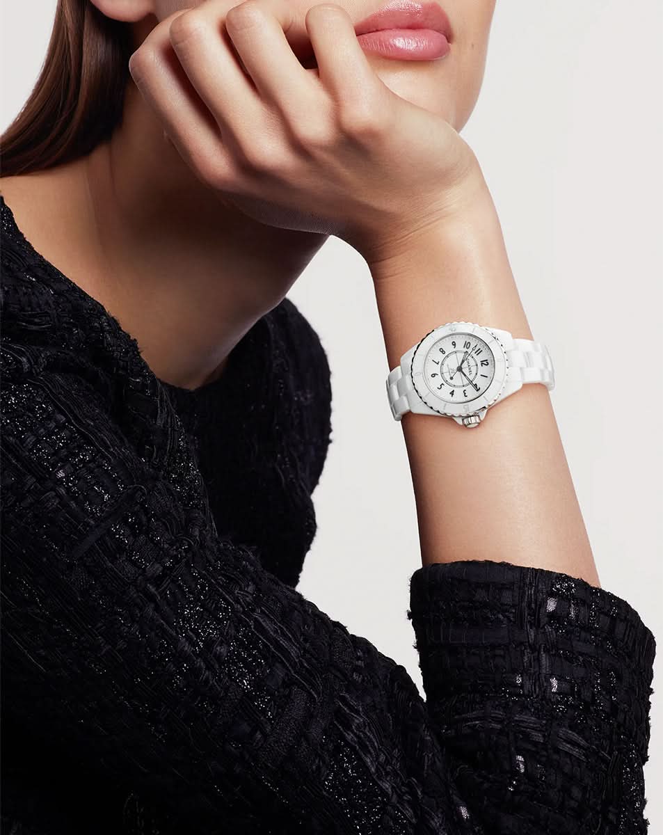 CHANEL J12 WATCH - Image 3