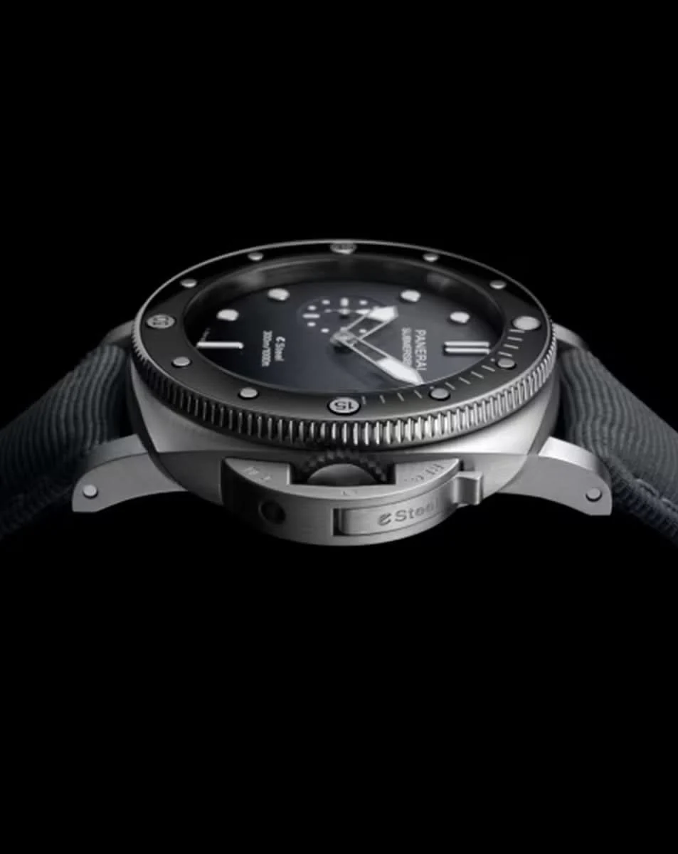 Panerai Submersible QuarantaQuattro Grigio Roccia- 44mm - Image 3