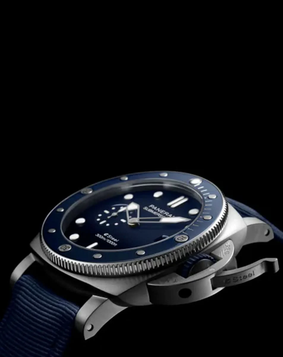 Panerai Submersible QuarantaQuattro Blu Profondo- 44mm - Image 3