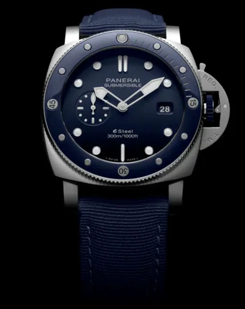 Panerai Submersible QuarantaQuattro Blu Profondo- 44mm - Image 4